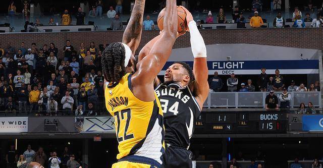 包含赛前印第安纳步行者备战NBA常规赛，伤情更新细节曝光，赛场秩序良好，医务组通报恢复的词条