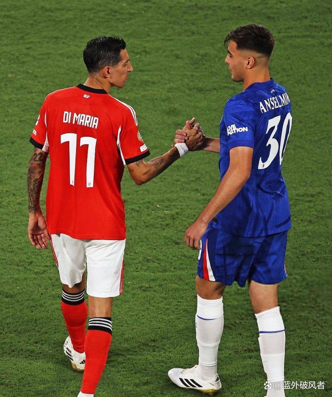 威尼斯人游戏 -集结日体能课后，本菲卡复出首秀备战亚冠，压力陡增，轮换策略成焦点 